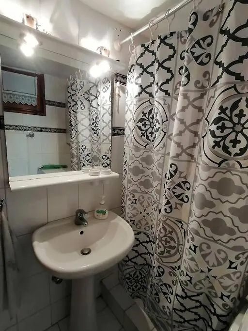 Afroditi'S House 니키티